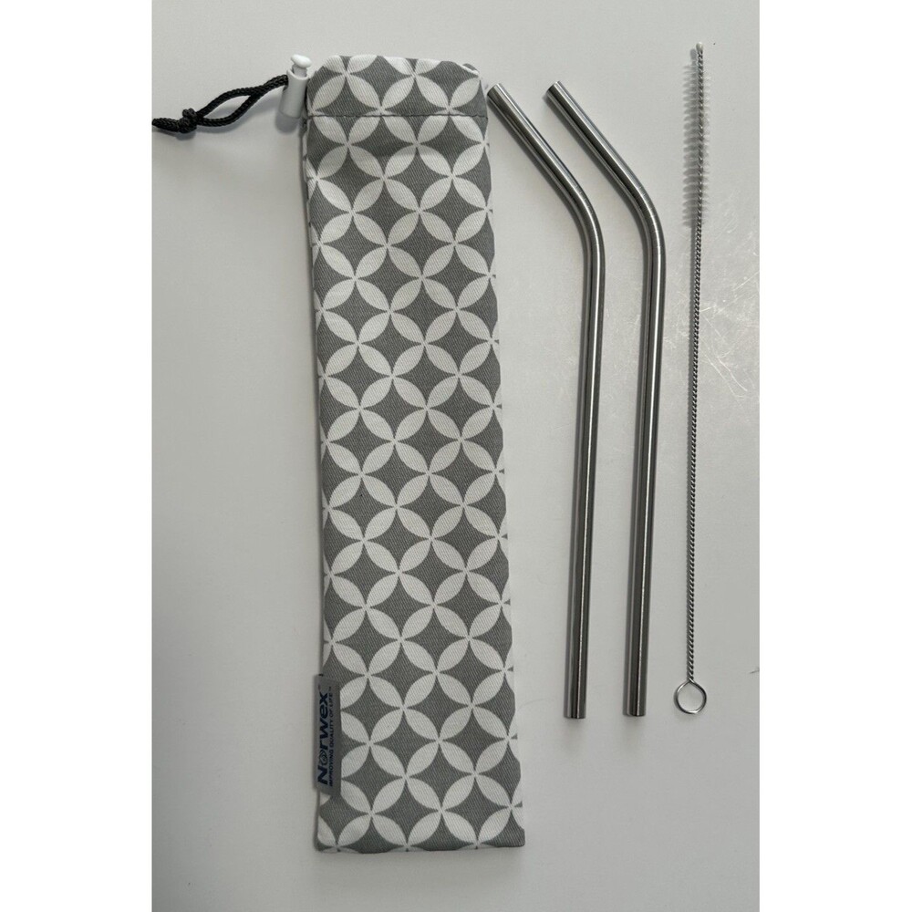 NEW Norwex Straw Set Carry Bag and Cleaner Brush included Stainless Steel